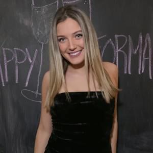 Meet your Posher, Mallory